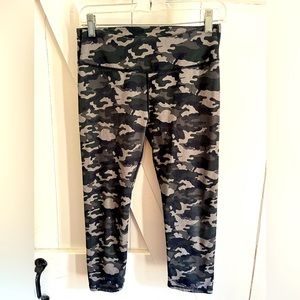 3/ $15 sale Fabletics camo capris